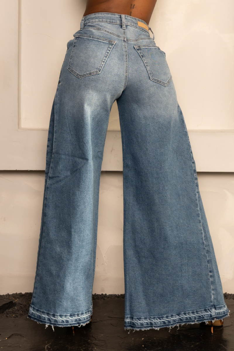 The Everyday Icon Jeans